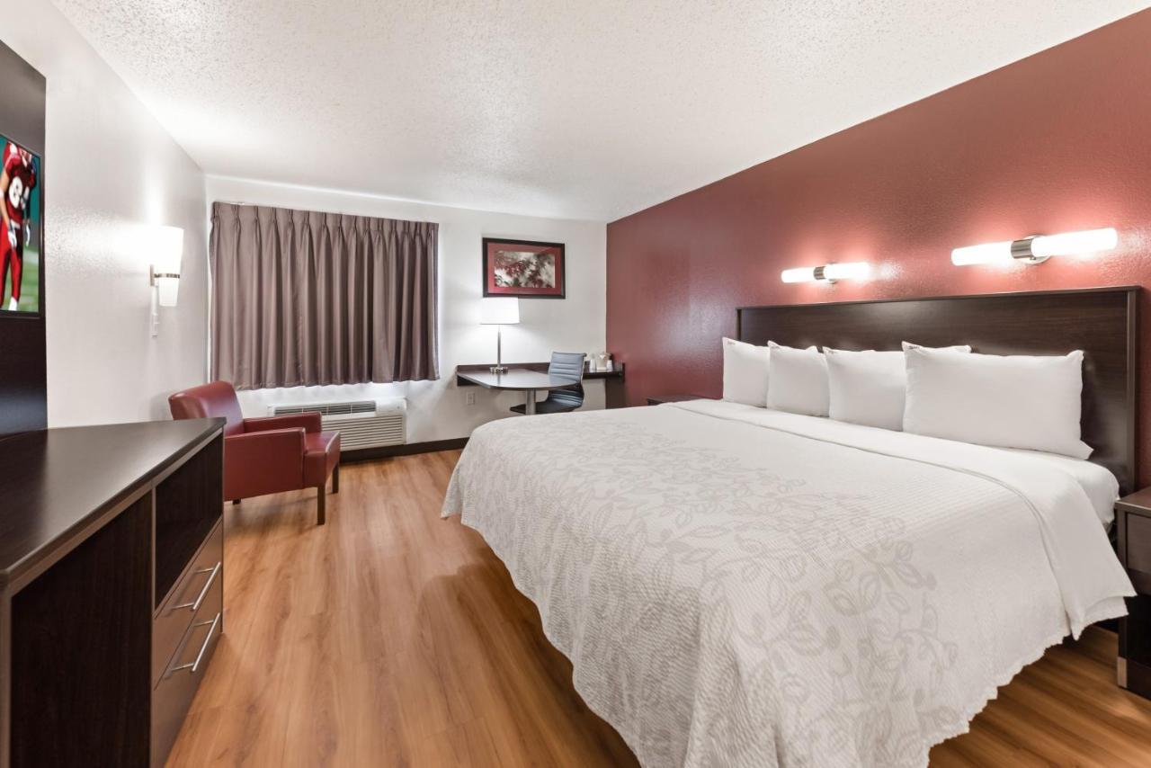 Red Roof Inn Plus+ Columbus - Уортингтон Экстерьер фото