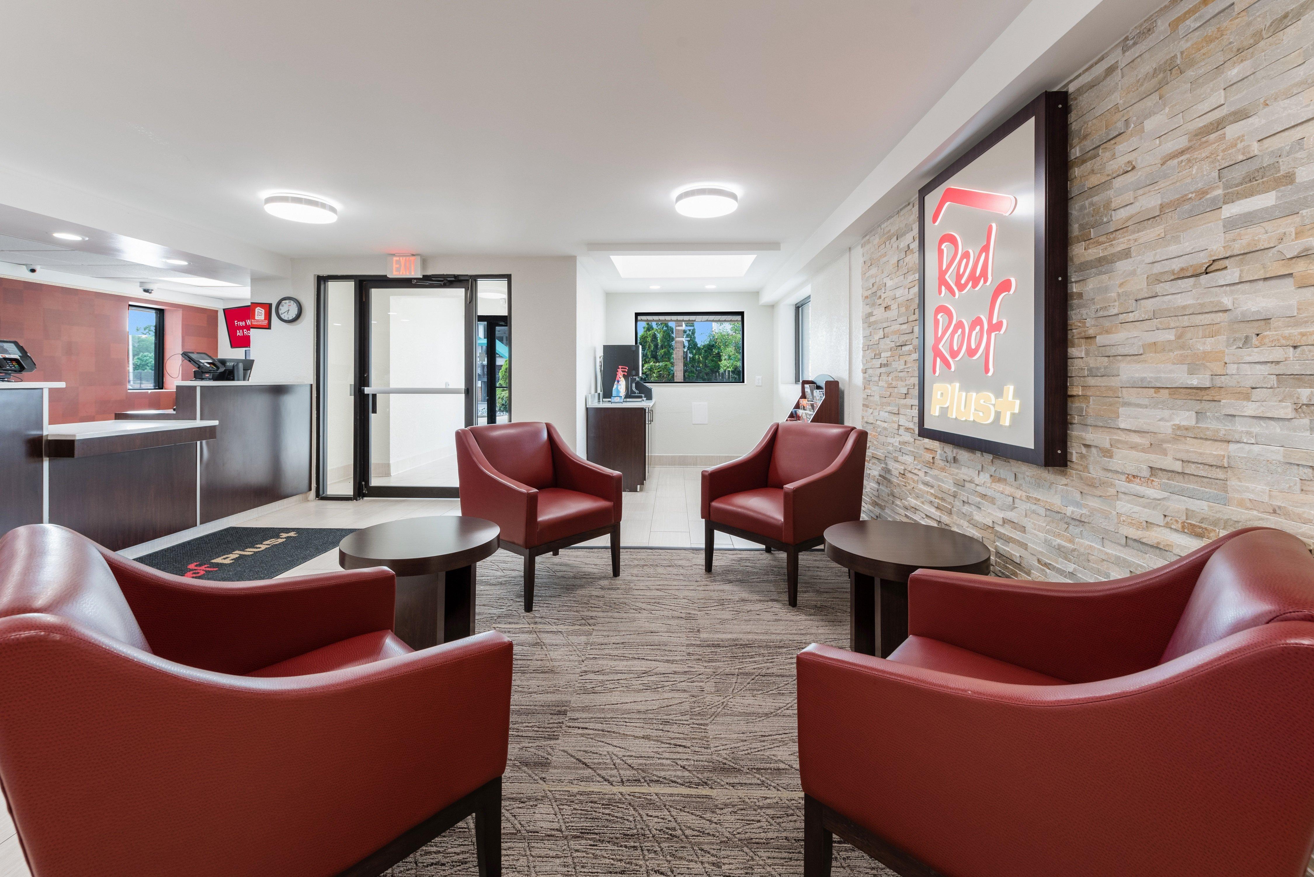 Red Roof Inn Plus+ Columbus - Уортингтон Экстерьер фото