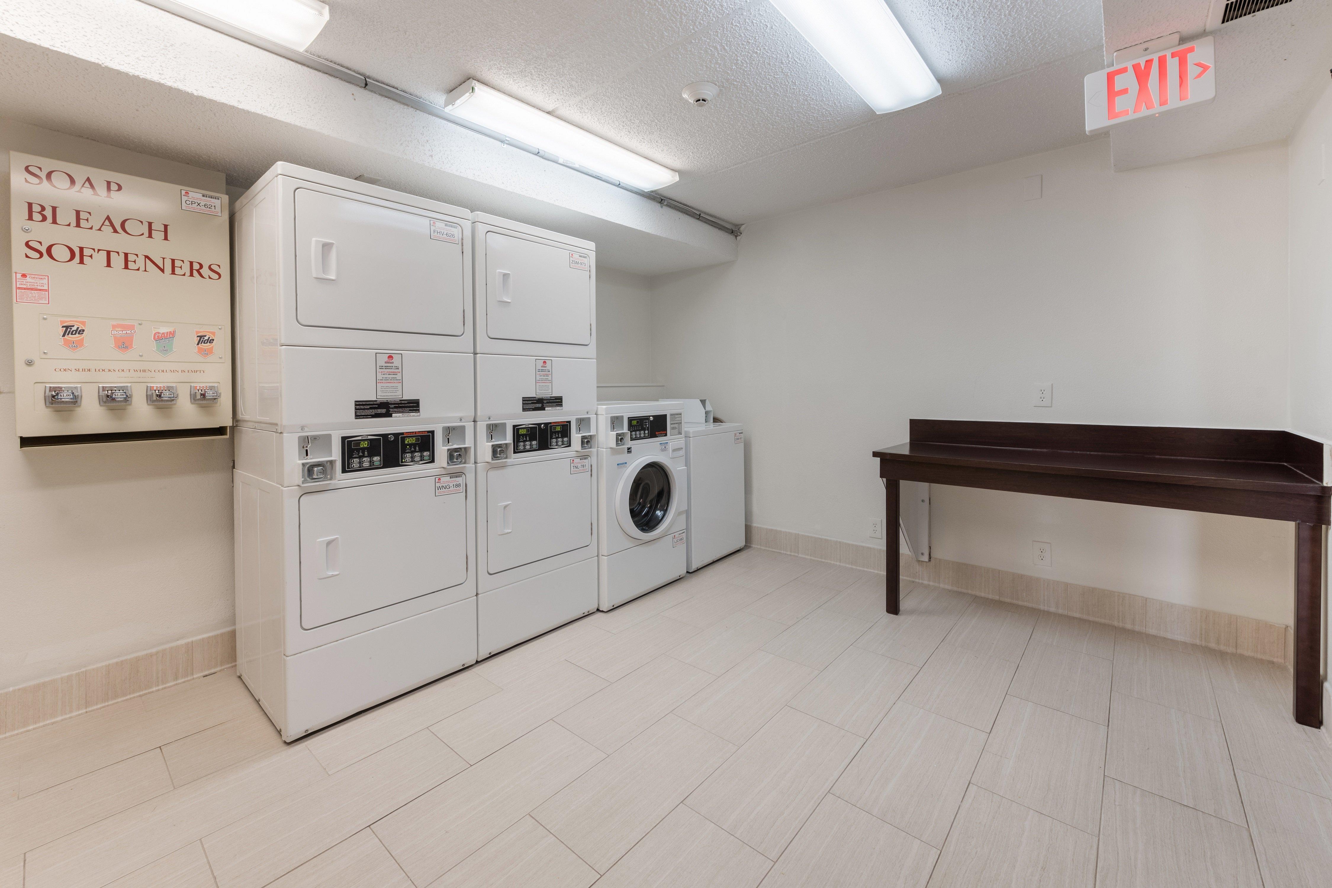 Red Roof Inn Plus+ Columbus - Уортингтон Экстерьер фото