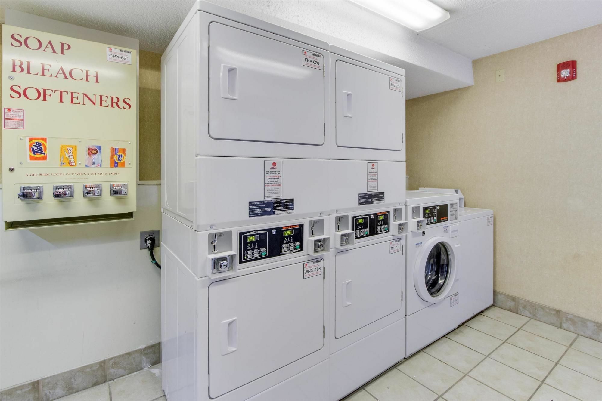 Red Roof Inn Plus+ Columbus - Уортингтон Экстерьер фото