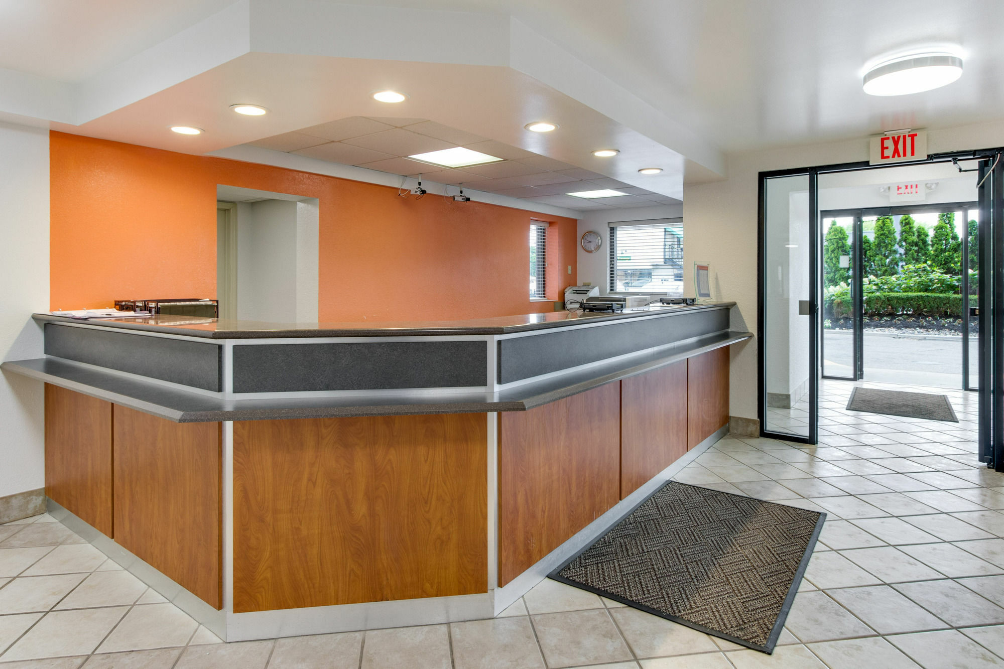Red Roof Inn Plus+ Columbus - Уортингтон Экстерьер фото