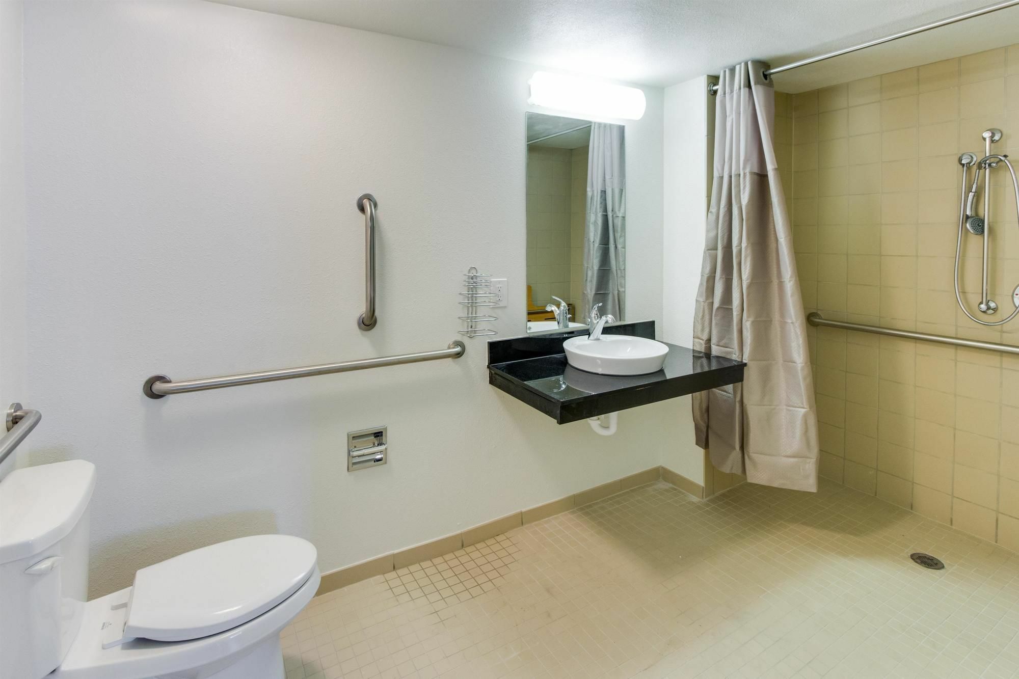 Red Roof Inn Plus+ Columbus - Уортингтон Экстерьер фото
